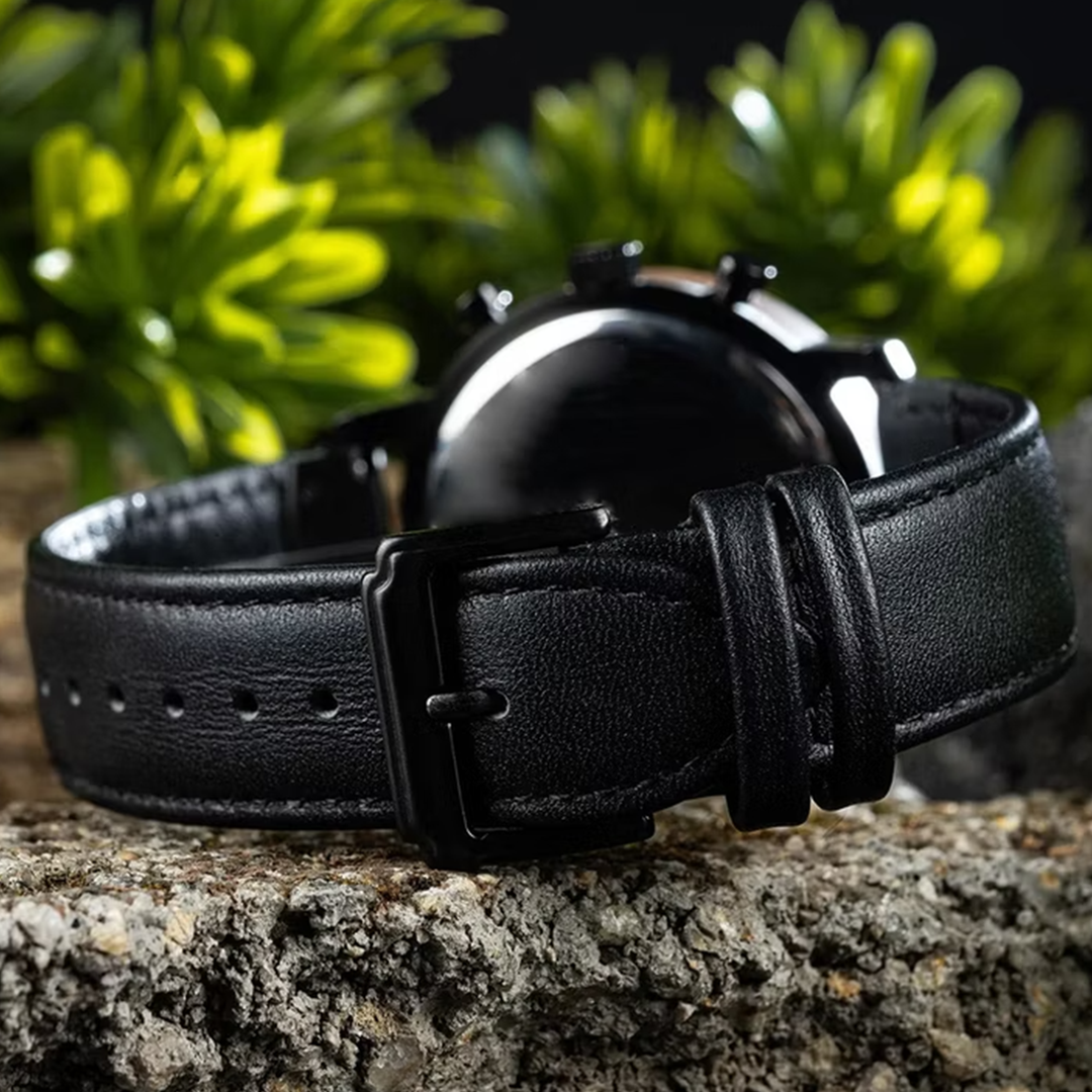 Personalisierte Herrenuhr "Aurelius" - Echtholz-Edelstahl-Gehäuse mit Lederarmband