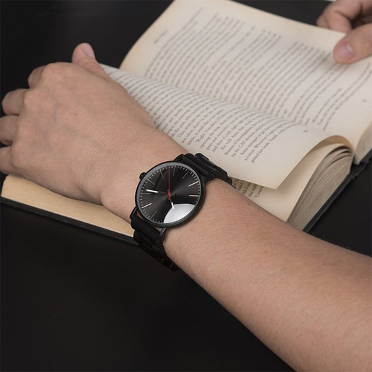 Herrenuhr Ultraslim • Personalisierbar / Gravierbar