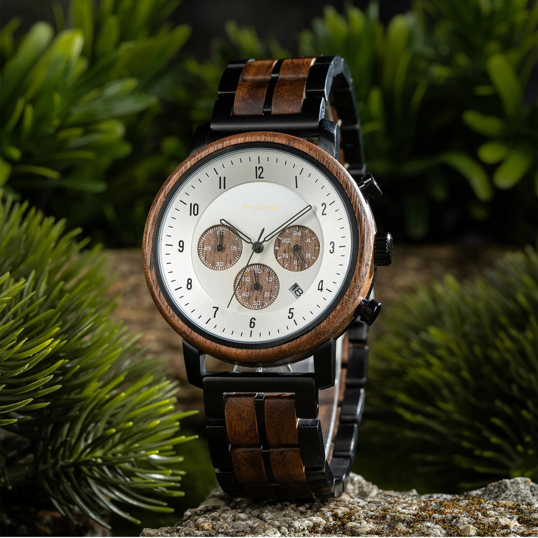 Armbanduhr mit Gravur - Kollektion "Imperia" von HOLZZEUG - Variante Silberweiß