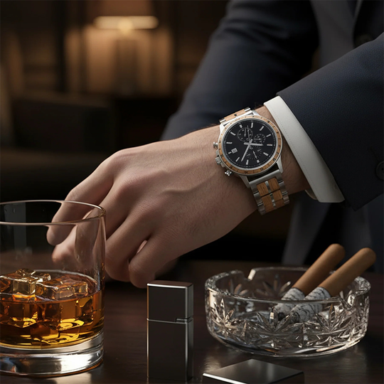 Uhr mit Gravur - Personalisierte Herrenuhr von HOLZZEUG aus Eiche und Edelstahl_2