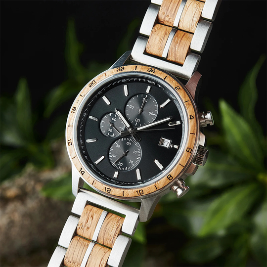 Uhr mit Gravur - Personalisierte Herrenuhr von HOLZZEUG aus Eiche und Edelstahl_5