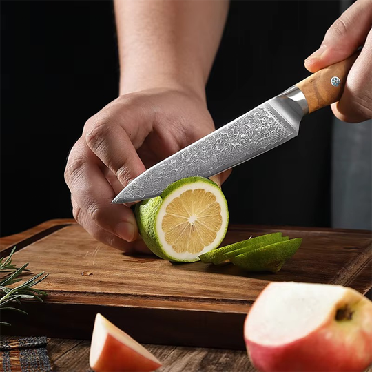 Allzweck Messer mit Gravur aus echtem Damaststahl