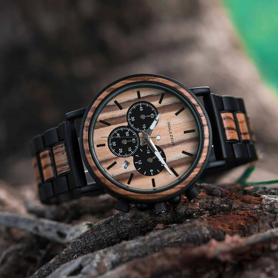 Armbanduhr aus Zebranoholz mit Armband aus einer Metall-/ – HOLZZEUG